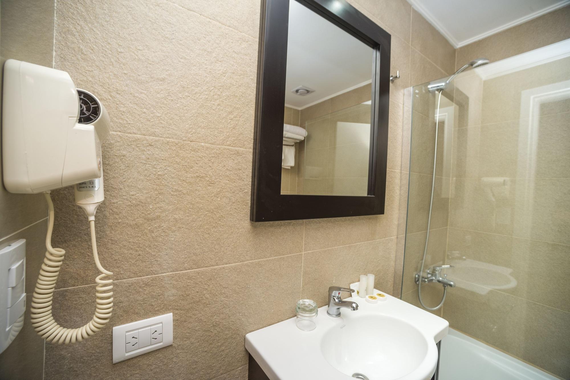 Hotel Versailles 4*